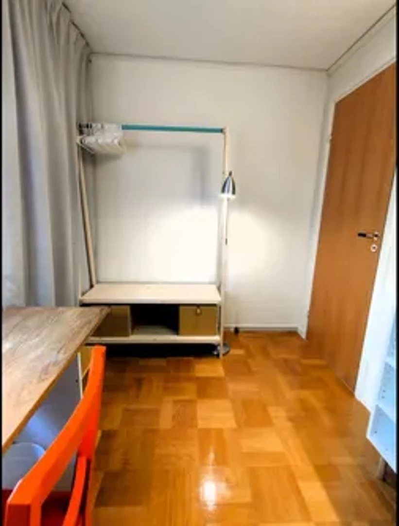 Zimmer mit Doppelbett zu vermieten Stockholm