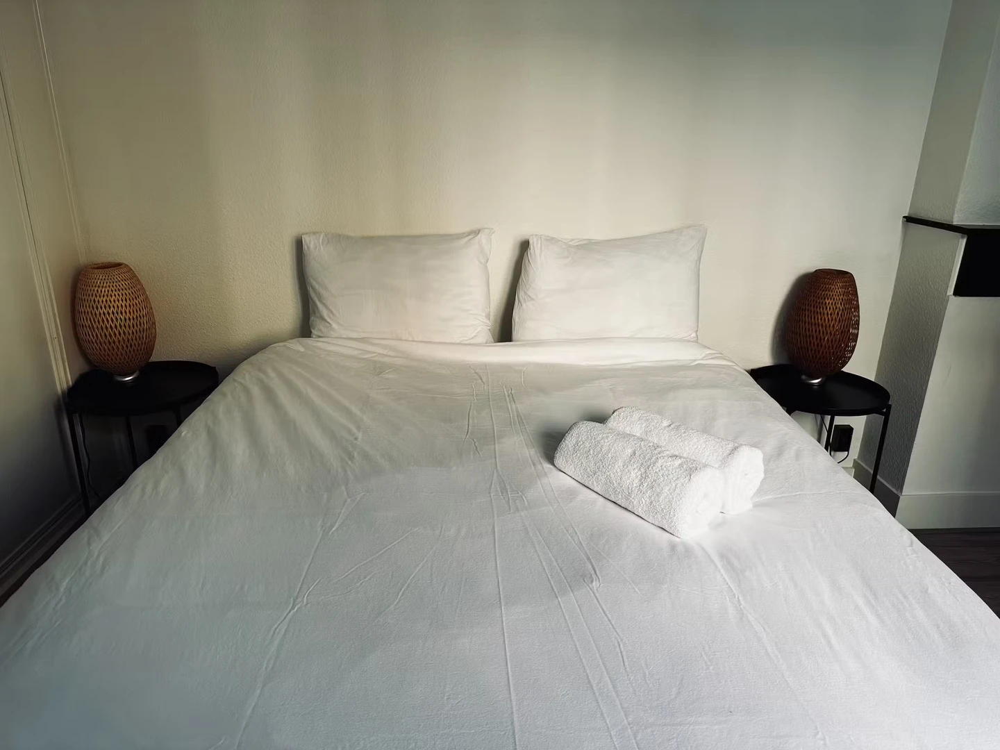 Chambre à louer avec lit double Maastricht