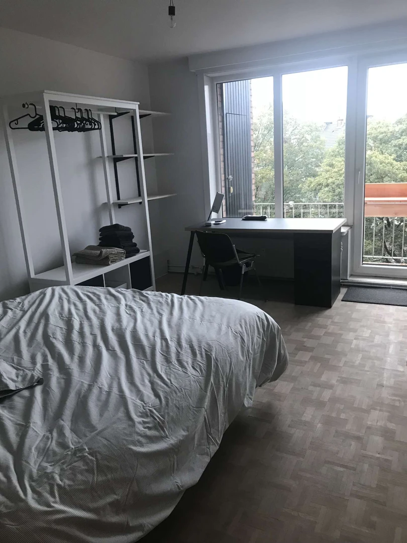 Quarto para alugar num apartamento partilhado em Gante