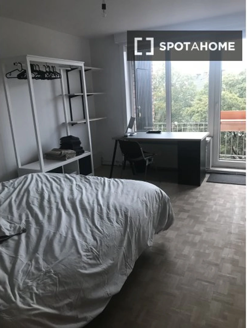 Quarto para alugar num apartamento partilhado em Gante