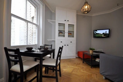 Quarto para alugar num apartamento partilhado em City Of Westminster