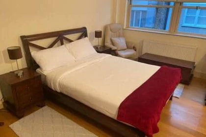 Appartamento con 3 camere da letto a City Of London