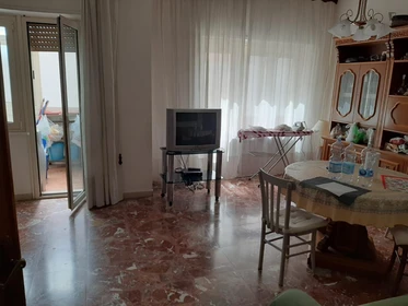 Renting rooms by the month in Reggio Calabria