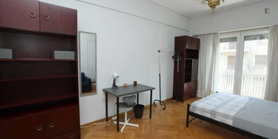 Zimmer zur Miete in einer WG in Athen
