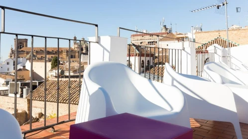 Modern and bright flat in Granada