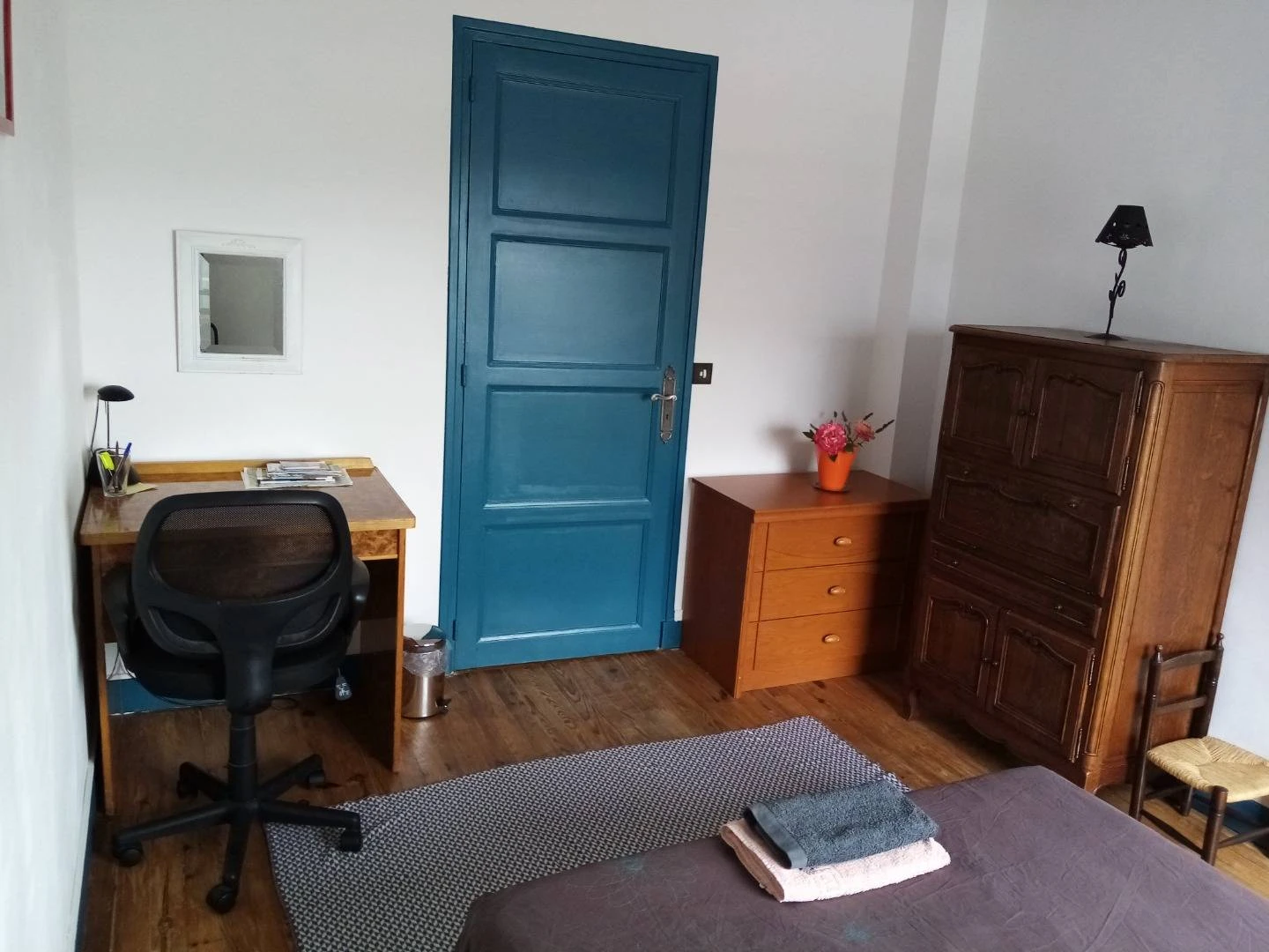 Room for rent with double bed Caen