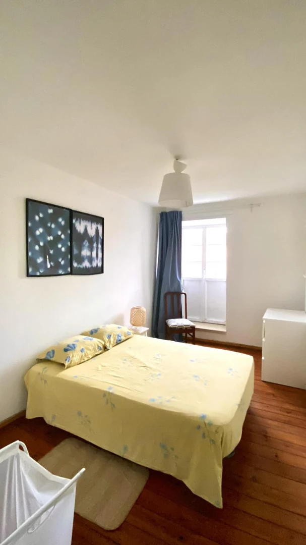 Alojamento com 3 quartos em Lisboa