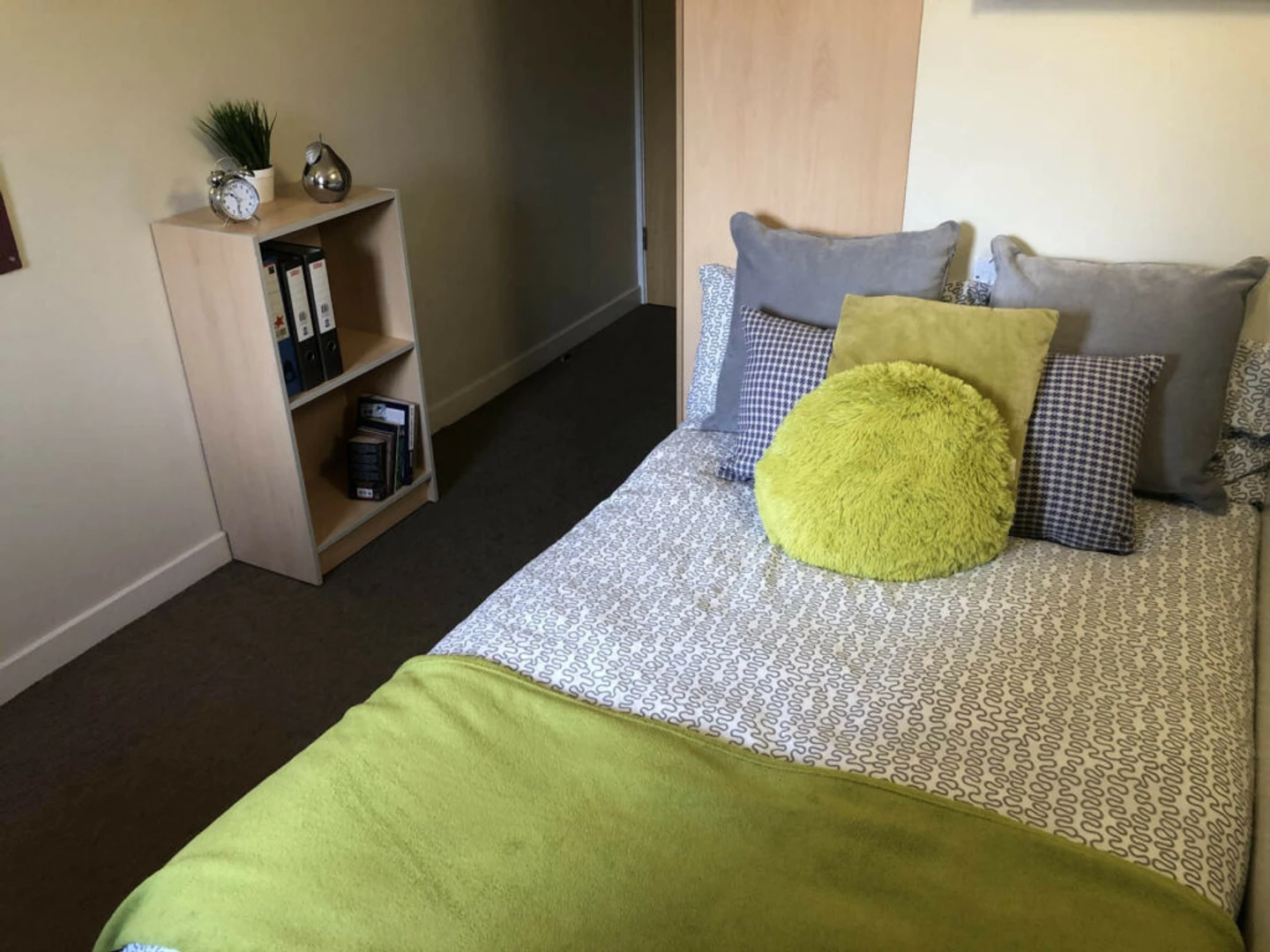 Zimmer mit Doppelbett zu vermieten Bradford