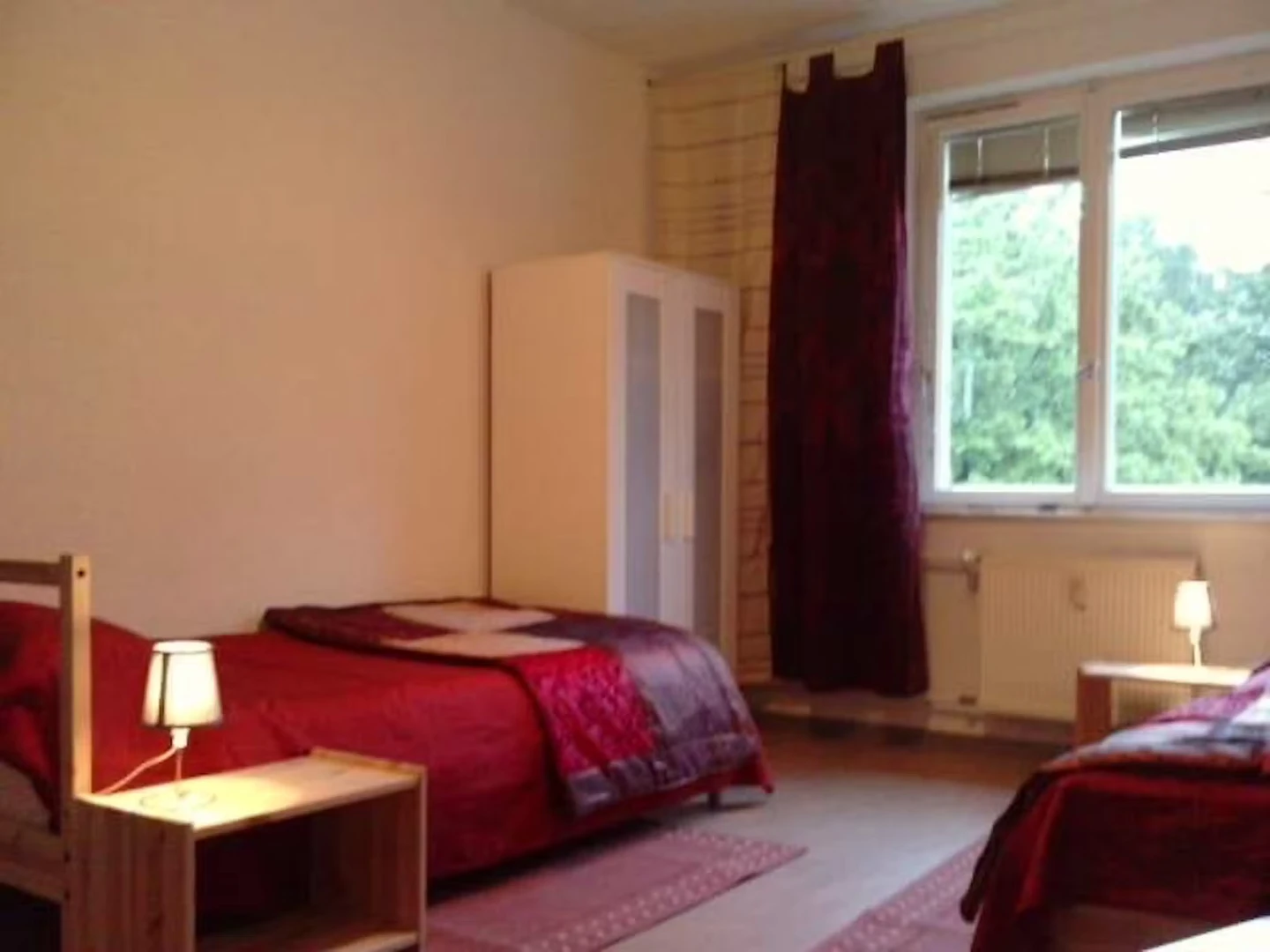 Mehrbettzimmer in 3-Zimmer-Wohnung Berlin
