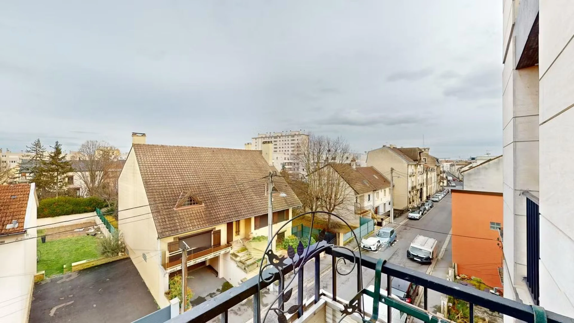 Alojamento centralmente localizado em Reims