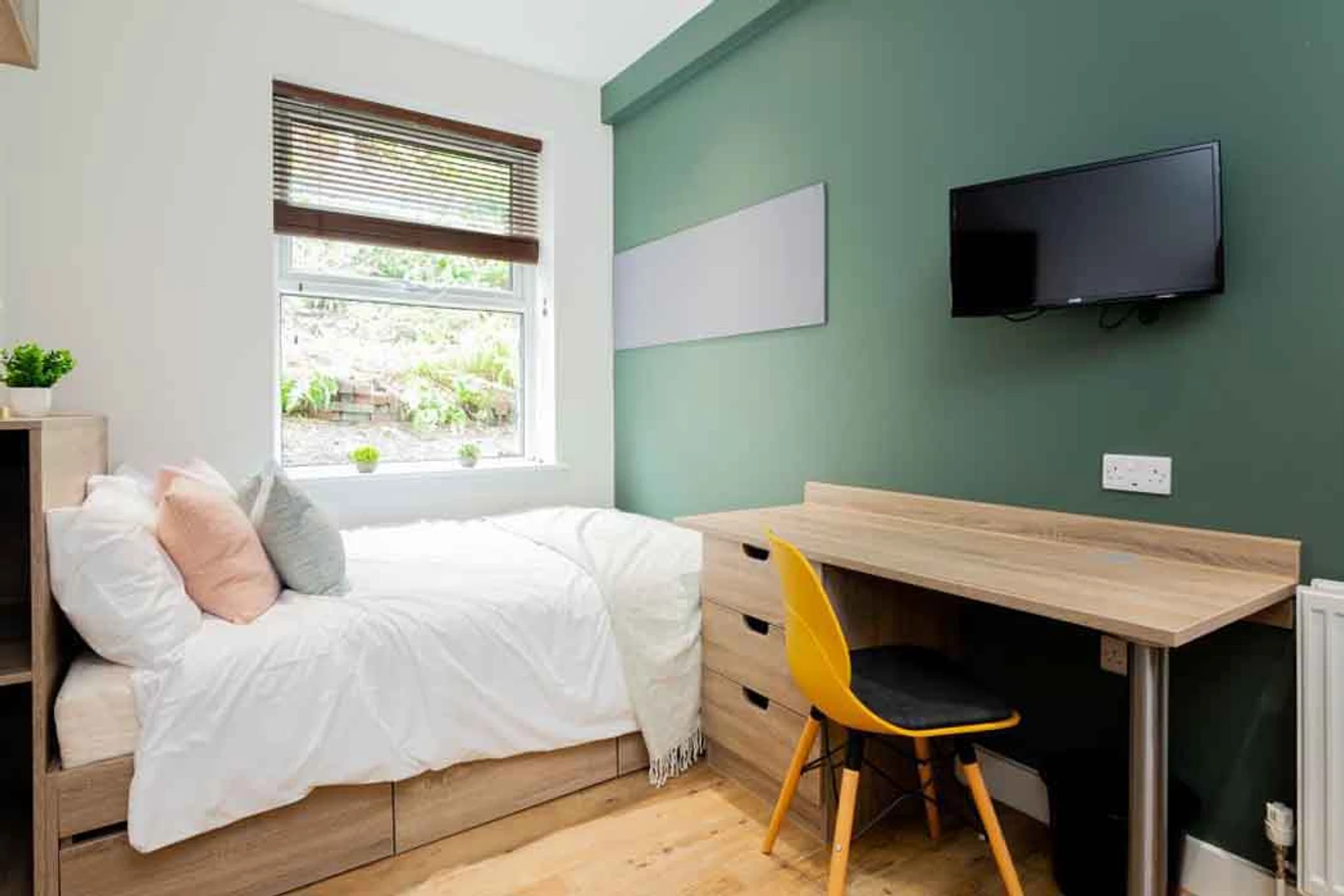 Appartamento con 3 camere da letto a Huddersfield