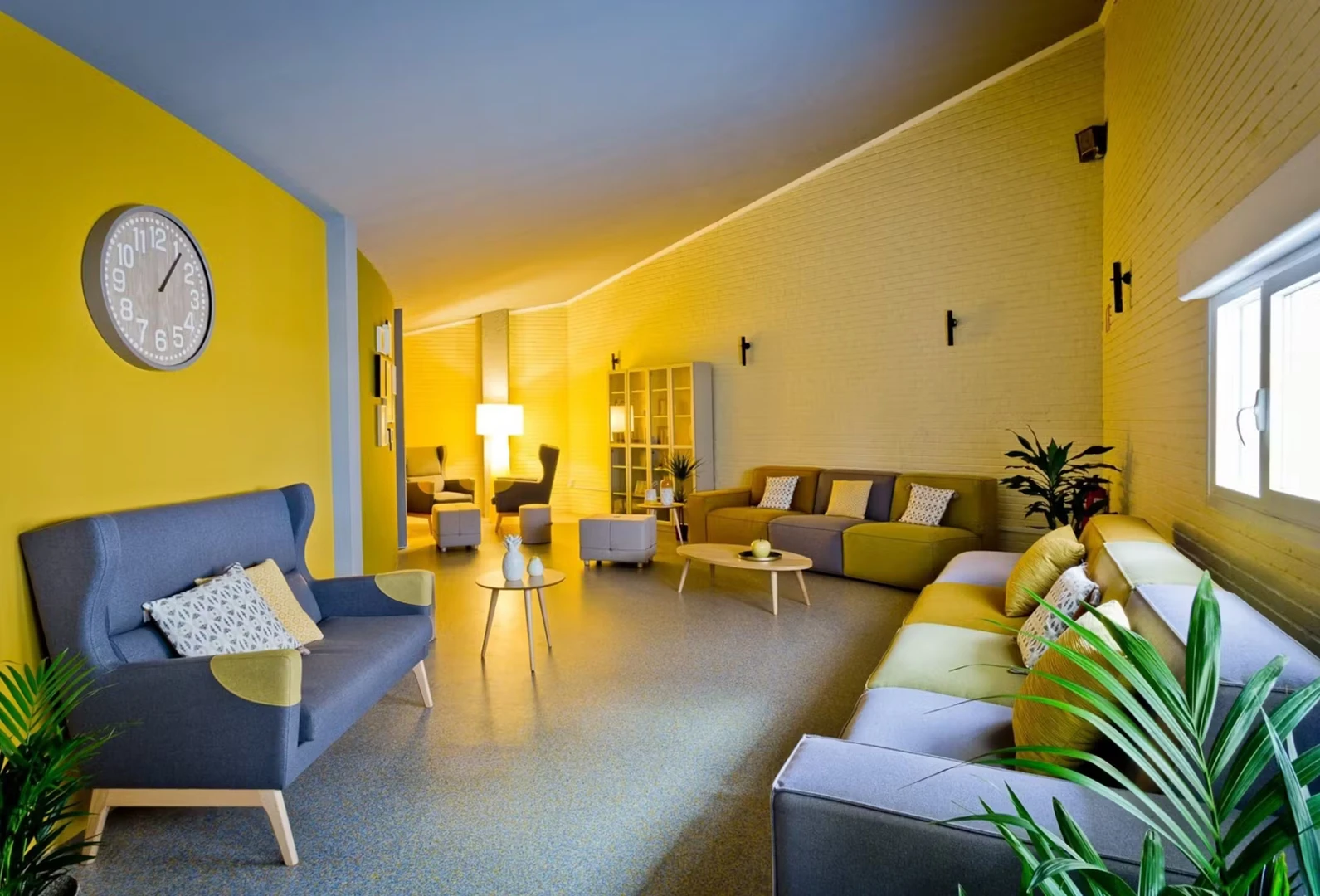 Mehrbettzimmer in 3-Zimmer-Wohnung Pamplona/iruña