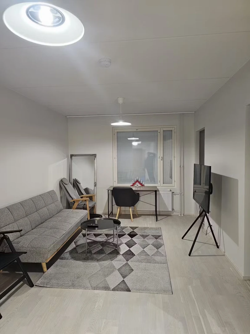 Komplette Wohnung voll möbliert in Espoo