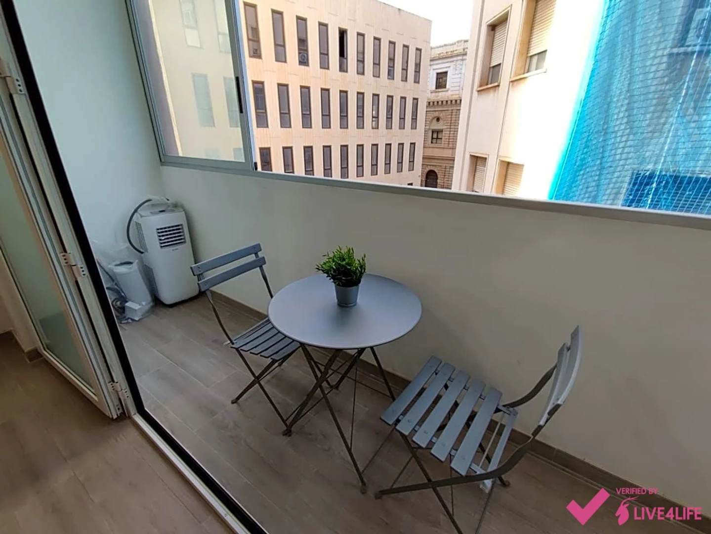Chambre en colocation dans un appartement de 3 chambres Alicante