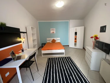 Cheap private room in Pescara