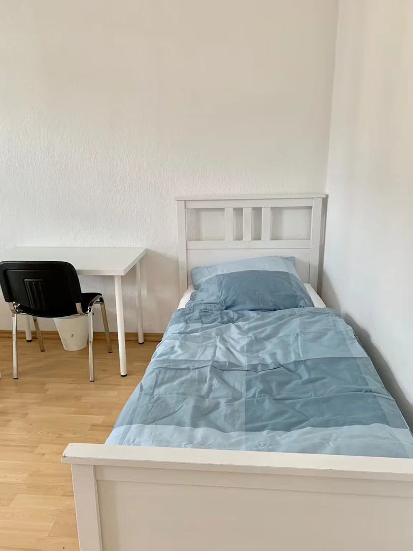 Habitación compartida con otro estudiante en Berlín