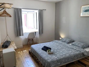 Zimmer mit Doppelbett zu vermieten Ponta Delgada