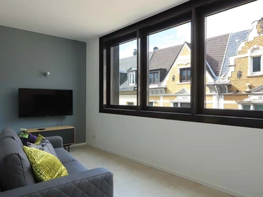 Alojamiento con 3 habitaciones en Bonn