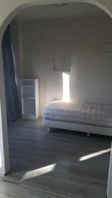 Zimmer mit Doppelbett zu vermieten Eindhoven