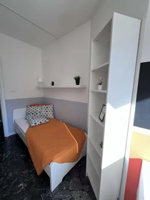 Room for rent with double bed Trento