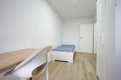 Pokój do wynajęcia we wspólnym mieszkaniu w Düsseldorf