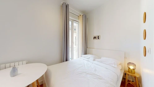 Zakwaterowanie z 3 sypialniami w Bordeaux