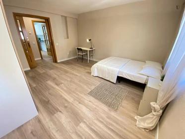 Chambre à louer dans un appartement en colocation à Fuenlabrada
