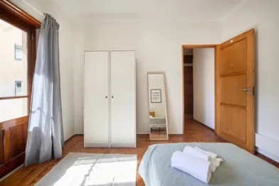 Bright private room in Lisbon