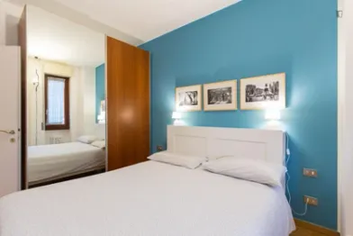 Appartamento con 2 camere da letto a Milano