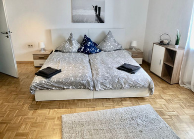 Alojamiento de 2 dormitorios en Kaiserslautern