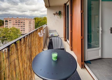 Quarto para alugar num apartamento partilhado em Pau