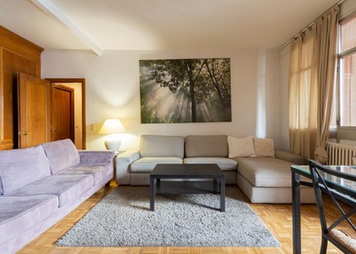 Habitación en alquiler con cama doble Badajoz