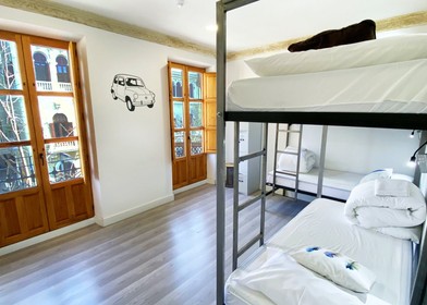 Habitación compartida en apartamento de 3 dormitorios Granada