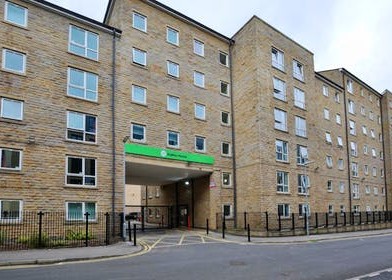 Habitación privada barata en Huddersfield