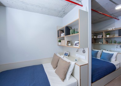 Porto de çift kişilik yataklı kiralık oda