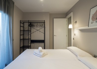 Barcelona içinde 2 yatak odalı konaklama