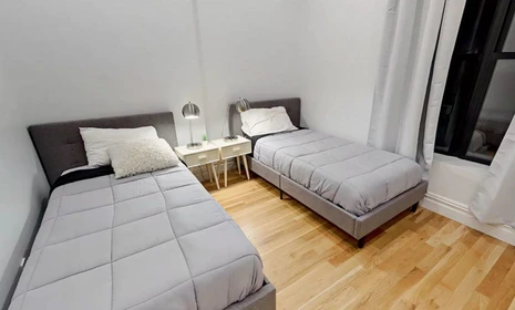 Bright shared room for rent in New York