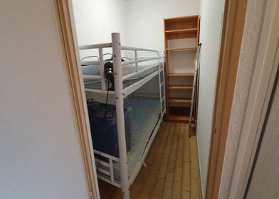 Zimmer mit Doppelbett zu vermieten La Rochelle