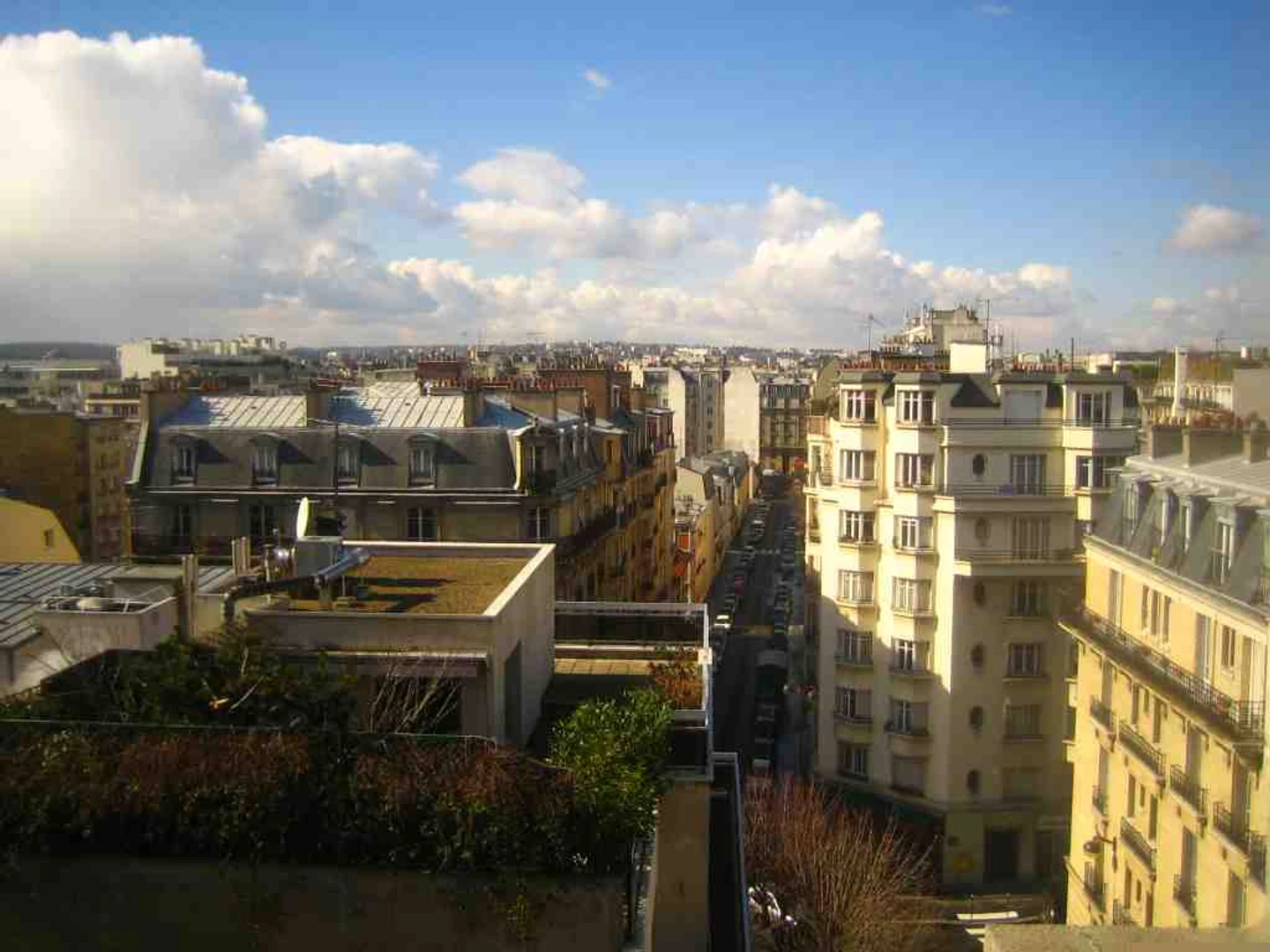 Luminoso monolocale in affitto a Parigi