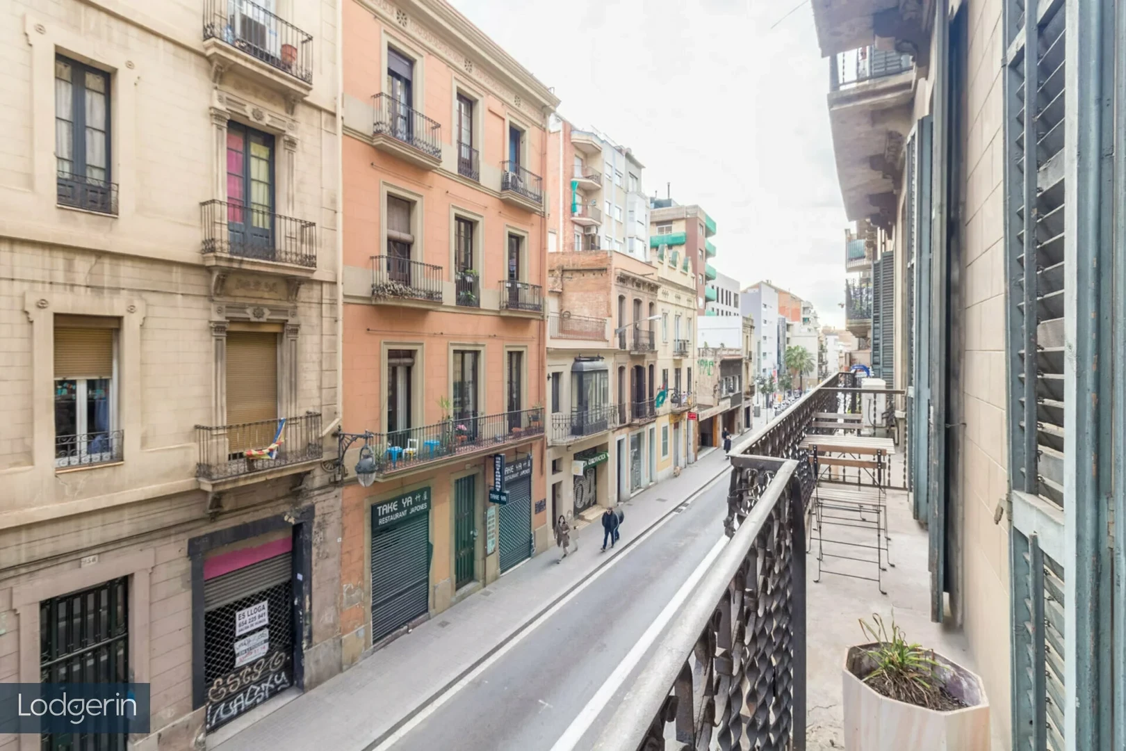 Helles Mehrbettzimmer in Barcelona zu vermieten