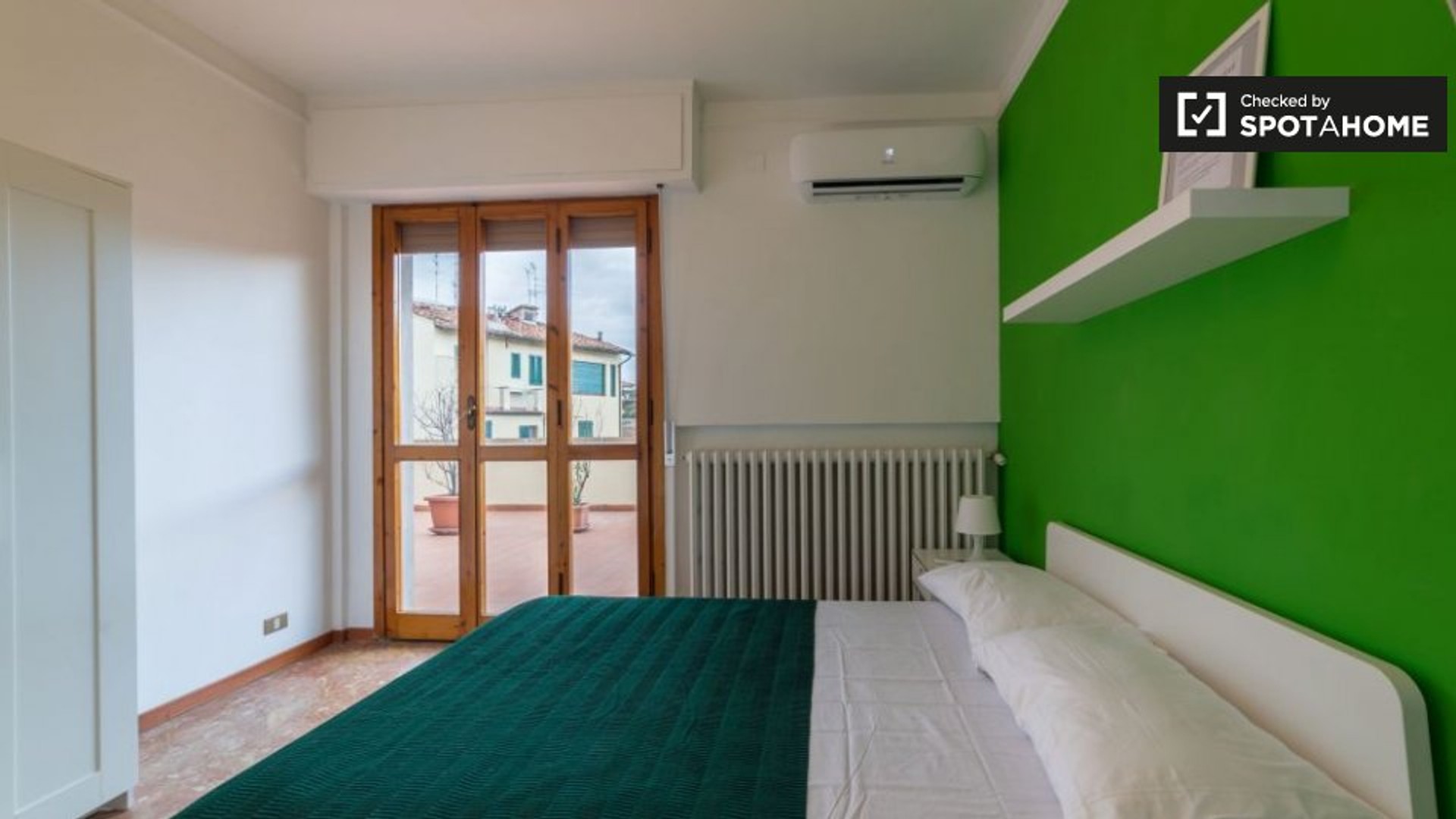 Pokój do wynajęcia we wspólnym mieszkaniu w Florencja
