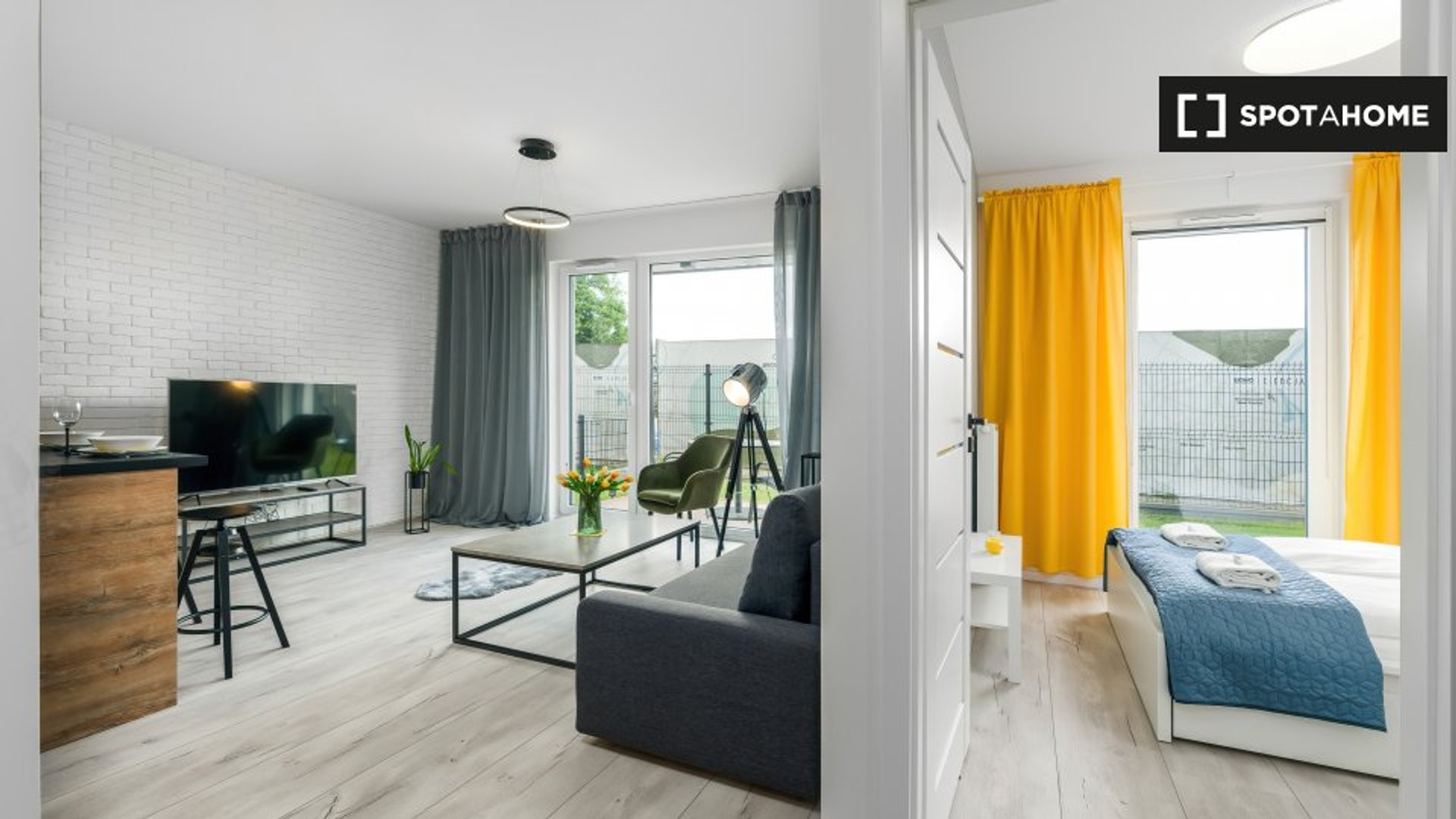Modern and bright flat in Poznań