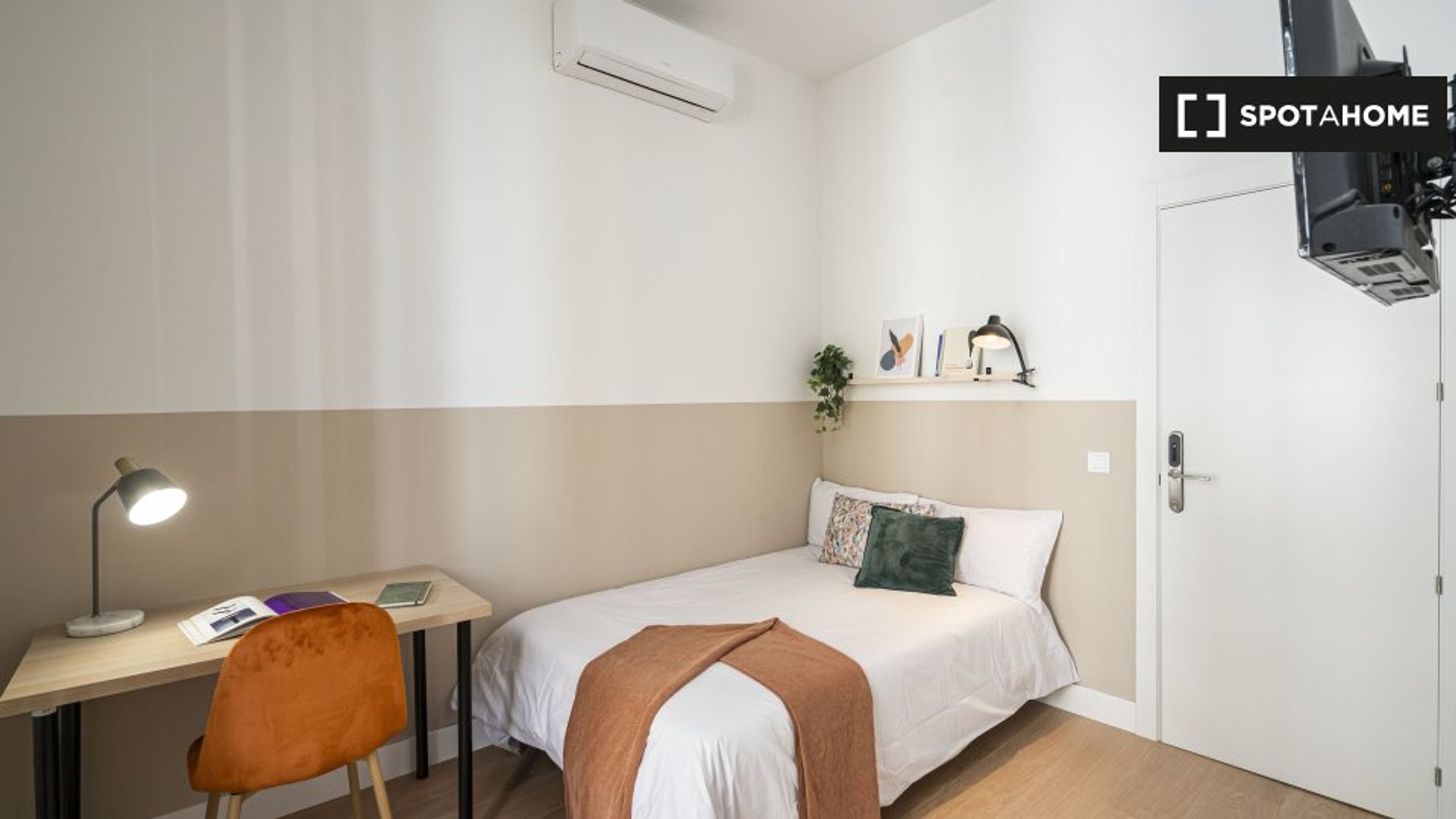 Pokój do wynajęcia z podwójnym łóżkiem w Las Rozas De Madrid