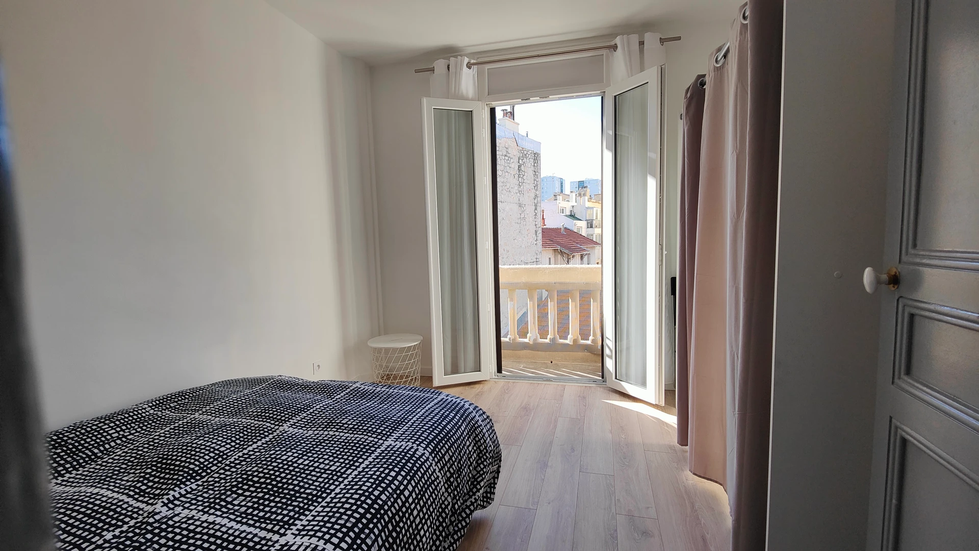 Appartement entièrement meublé à Toulon